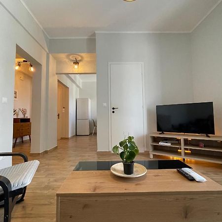 Cosy Apartment With Sea View Close To The Beach Нікіана Екстер'єр фото