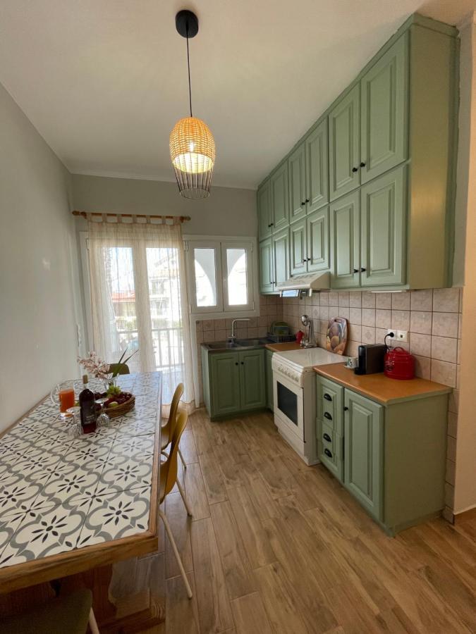 Cosy Apartment With Sea View Close To The Beach Нікіана Екстер'єр фото